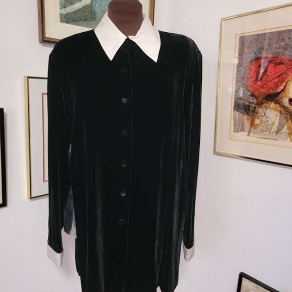 NWT Black Velvet Top and matching Skirt with Ivory Satin Collar Size L - Picture 6 of 9
